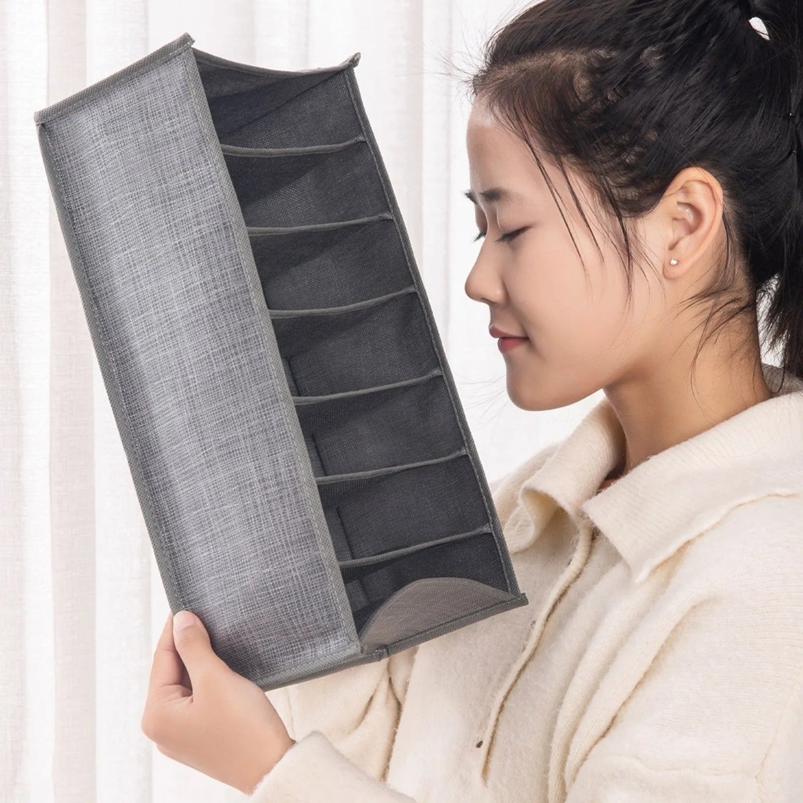 Versatile storage box